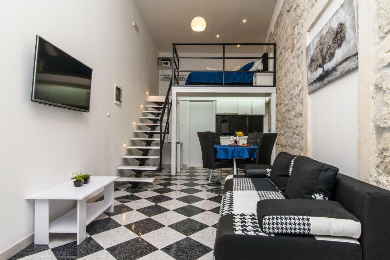 Studio Apartman Rea Trogir Ngoại thất bức ảnh